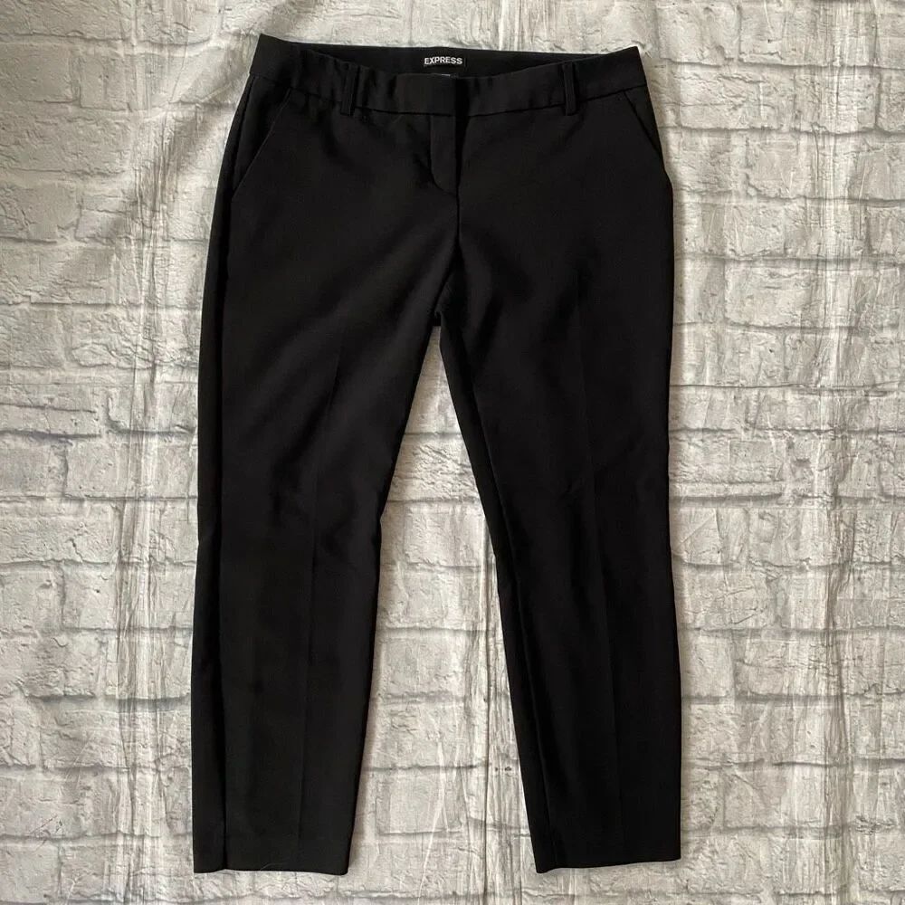 Express women 8R columnist flat front cropped dress pants black